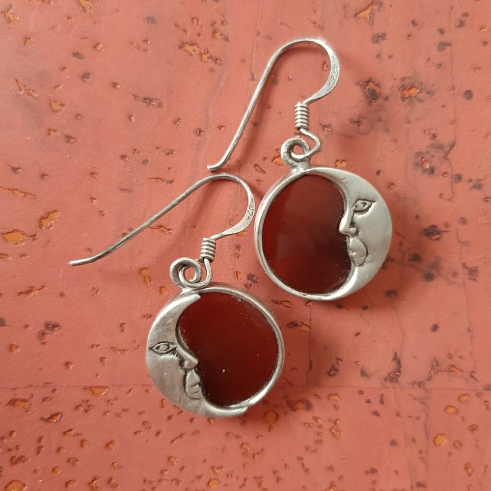 Vintage Sterling Silver and Carnelian Moon Earring